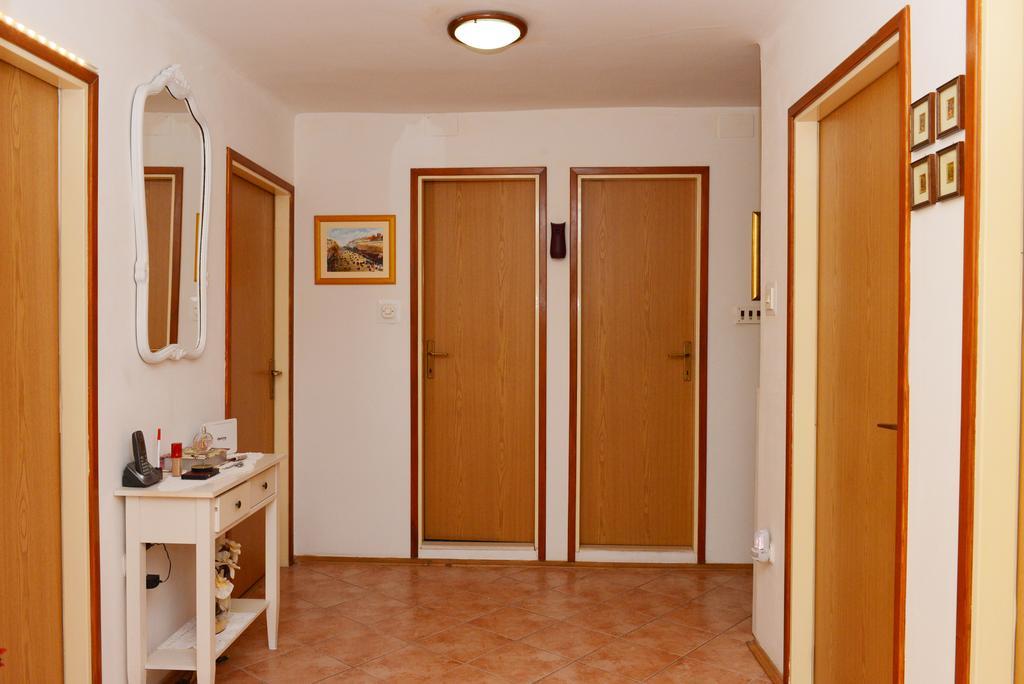 Private Room In The Center Of Сплит Стая снимка